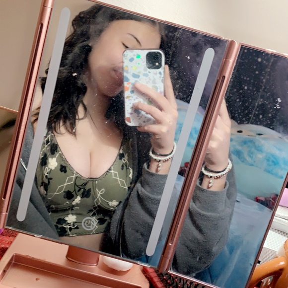 Meet your Posher, Sarah - Picture 1 of 1